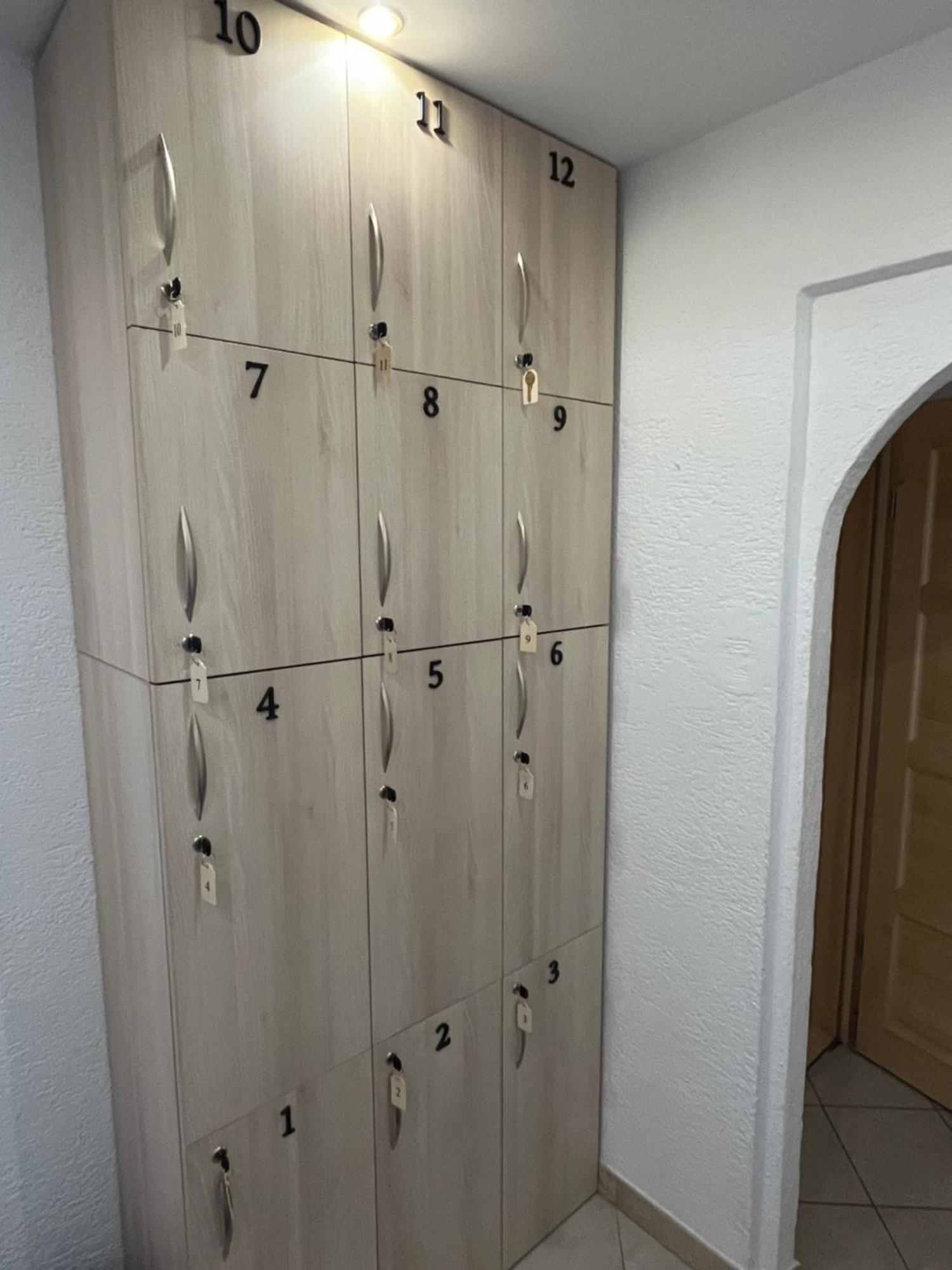 Bad Stuben Hostel Turčianske Teplice Exteriör bild